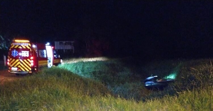 Homem de 83 anos sofre acidente