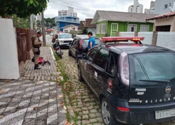 Policial Civil de Brusque de folga prende homem em Itajaí
