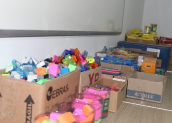 SINTRICOMB iniciará distribuição de material escolar a associados