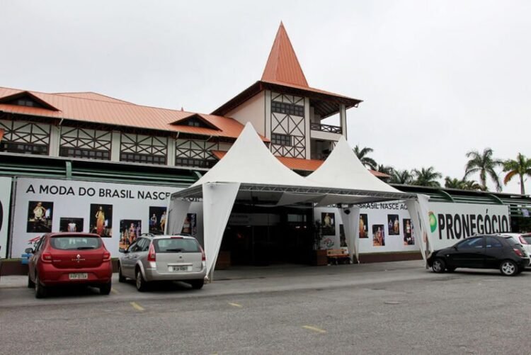 AmpeBr realiza 57ª Pronegócio em janeiro