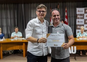 Prefeito Jorge Krüger assume presidência da Amve