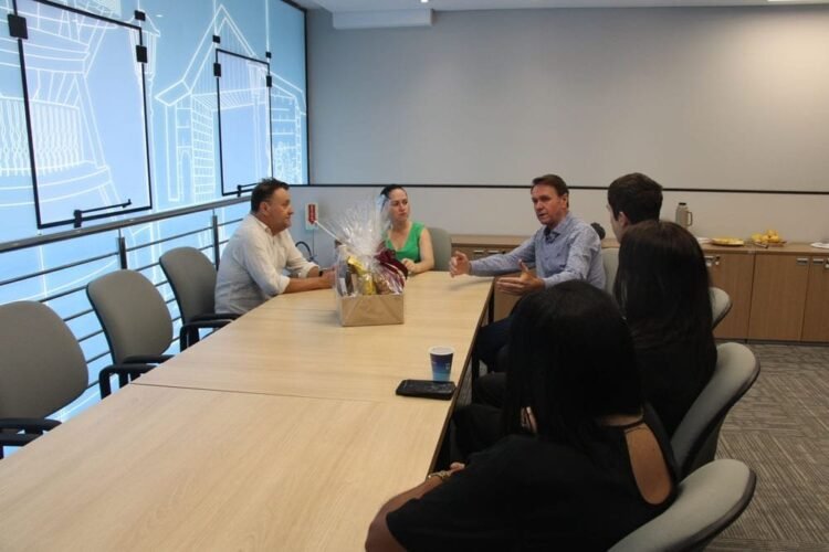 Ampe visita nova gerente Regional da Foz do Sebrae/SC