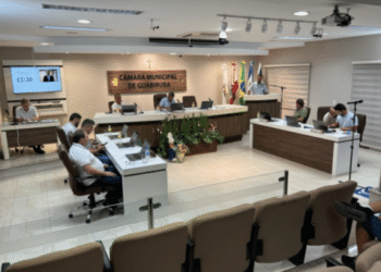 Vereadores guabirubenses aprovam aumento 38% de salário para próxima legislatura 