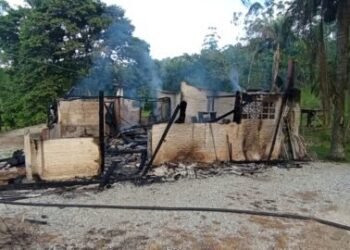 Incêndio no Lageado Baixo mobiliza Bombeiros nesta segunda-feira (12)