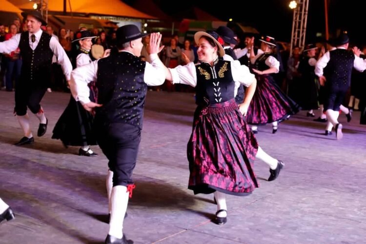 Jantar em Guabiruba marcará passagem dos 200 anos de Imigração Alemã no Brasil