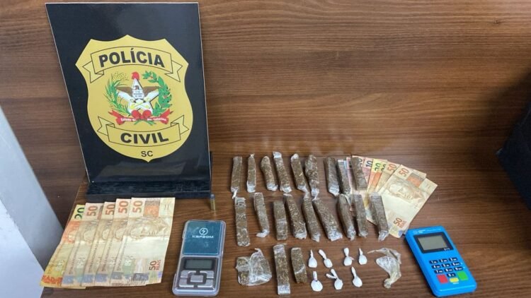 Trio é preso por tráfico em Guabiruba