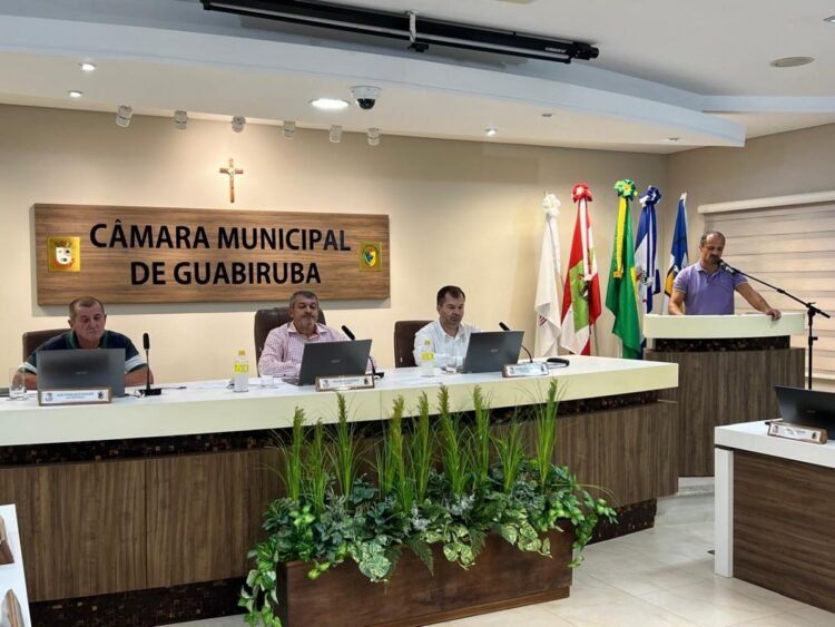 Câmara Municipal trata da possível saída de bombeiros militares de Guabiruba