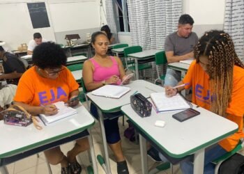 Projeto EJA conquista terceiro lugar no Prêmio Educador Transformador
