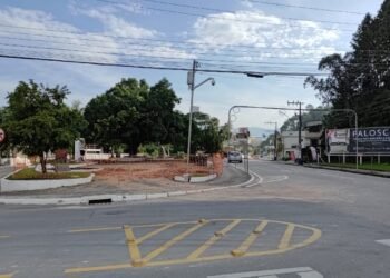 Obra de revitalização na Praça Theodoro Debatin é iniciada