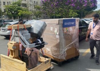 Hospital Azambuja recebe robô Da Vinci, sistema de cirurgia robótica mais avançado do mundo