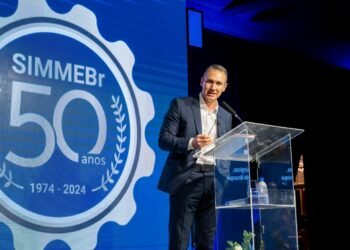 Alexandre Zen é reeleito presidente do SIMMEBr