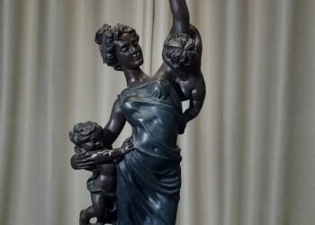 [IAK] Você já viu a beleza da luminária “Joaninha” iluminando o Museu?