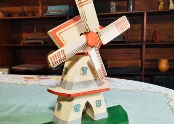 [IAK] Você conhece a caixinha de música em formato de Moinho de Vento?