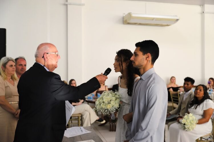 Casais de Guabiruba formalizam união na 4ª edição do Casamento Coletivo