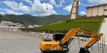 Começa a montagem da estrutura para a 25ª edição do espetáculo “Paixão e Morte de um Homem Livre”