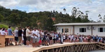 Elenco de “Paixão e Morte de Um Homem Livre” realiza primeiro ensaio no palco da 25ª edição