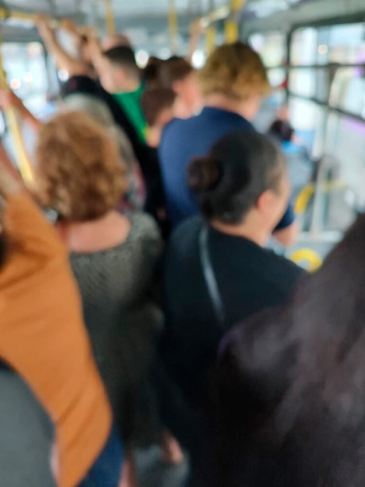 Vereador cobra providências sobre superlotação em linha de ônibus entre Guabiruba e Brusque