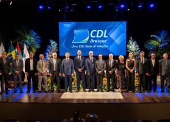 CDL Brusque empossa nova diretoria para o biênio 2026/2027