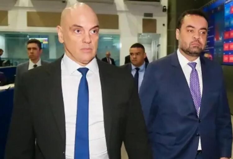 Puro suco de política brasileira