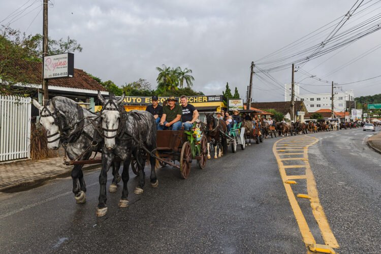 Inscrições abertas para o Desfile do Colono